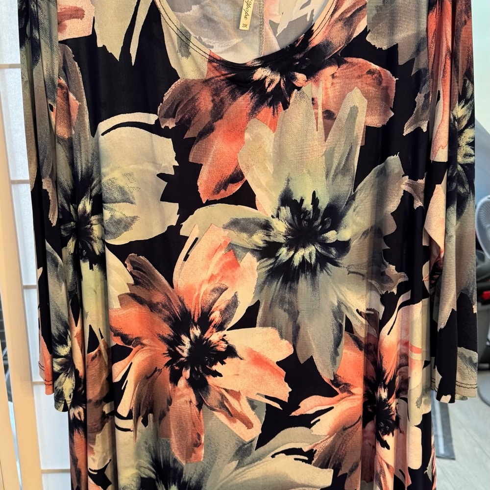 Floral Print V-Neck Tunic in Black with Coral and Cream Flowers